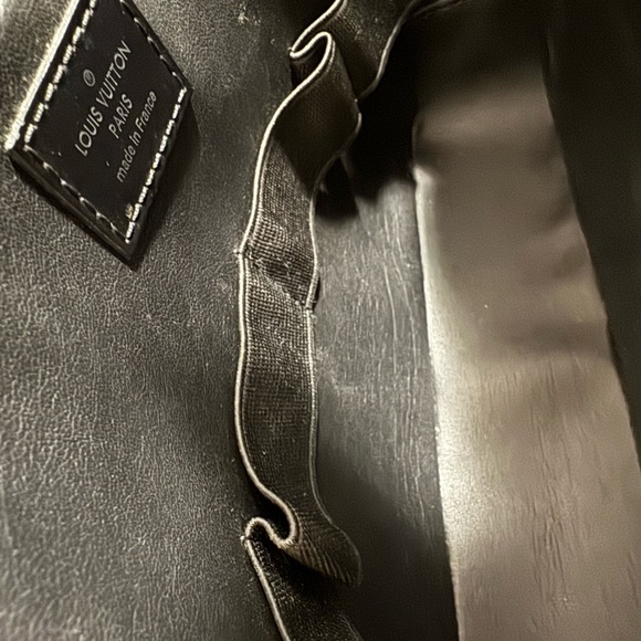 Louis Vuitton Damier Graphite Truth Toilette Bag - Picture 10 of 11